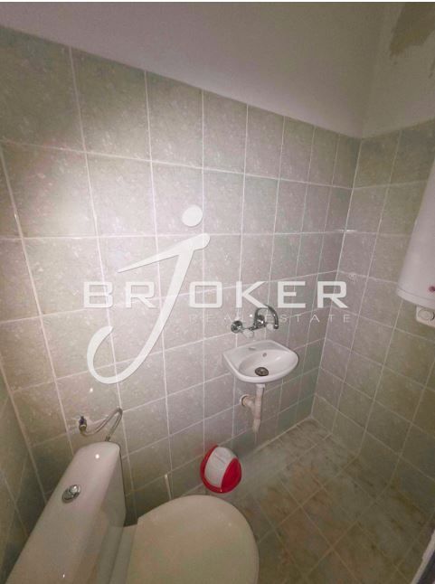 Продава се Къща в Кърджали, Байкал - 510 кв.м за 300 €/кв.м - Снимка #10