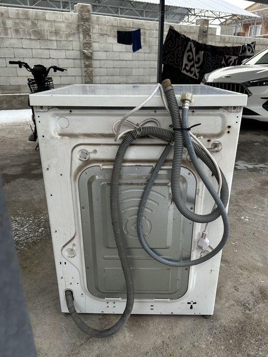 Продам стиральную машину