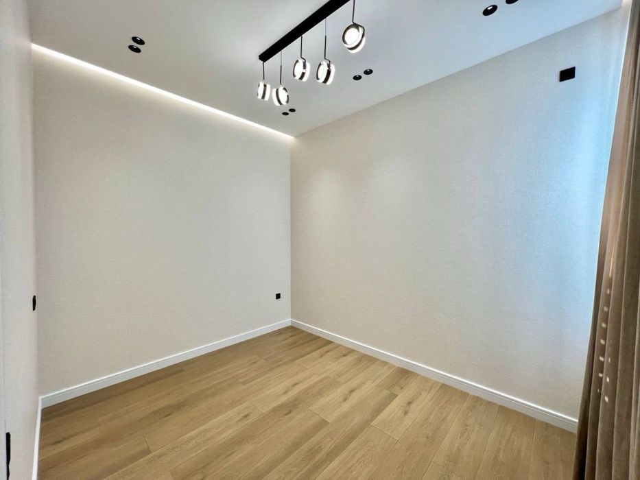 Новый евро дом Алишеробод махалля янги курилган уй