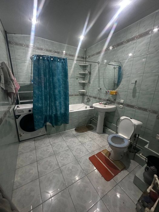 Arenda  3 xona Chorsu Roysin 130kv