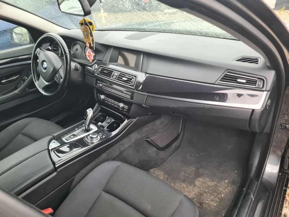 Conversie schimbare volan stanga bmw f10 f11 automat negru