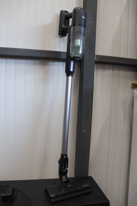 AEG ULTIMATE 7000 Безжична прахосмукачка 2,2 кг До 40 мин. работа