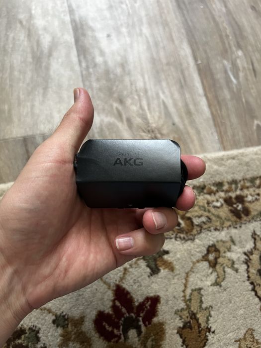 Наушник AKG original