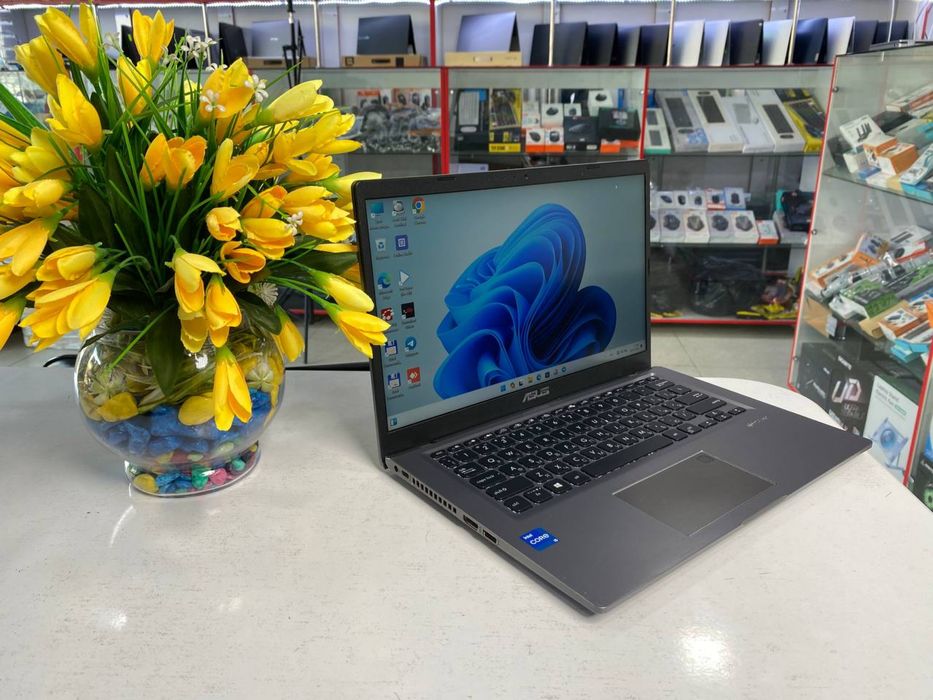Asus core i5 yangidek