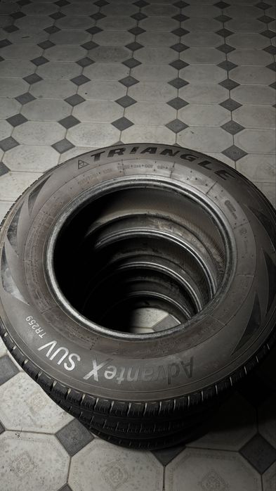 Продаю шины летние triangle 225/70 r16