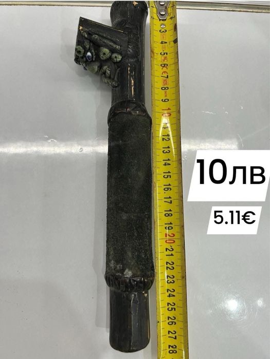Всякакви видове старинки, медни бронзови, картини, нощни лампи!