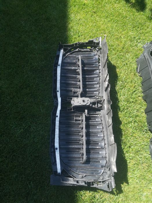 Gria fata bmw activa x5 g05 avariate