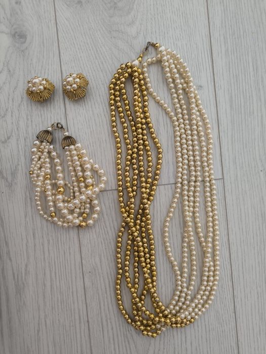 Set colier perlat alb cu auriu + bratara & cercei