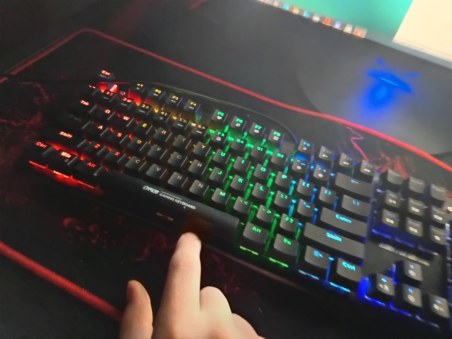 Tastatura scorpion CM420 gaming +mouse scorpion cm420