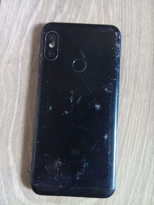 Redmi 6 Pro 300000sum 250000 beraman ishlashi alo ,