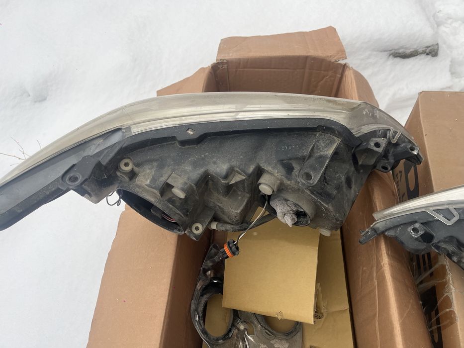 Продам фара камри 50