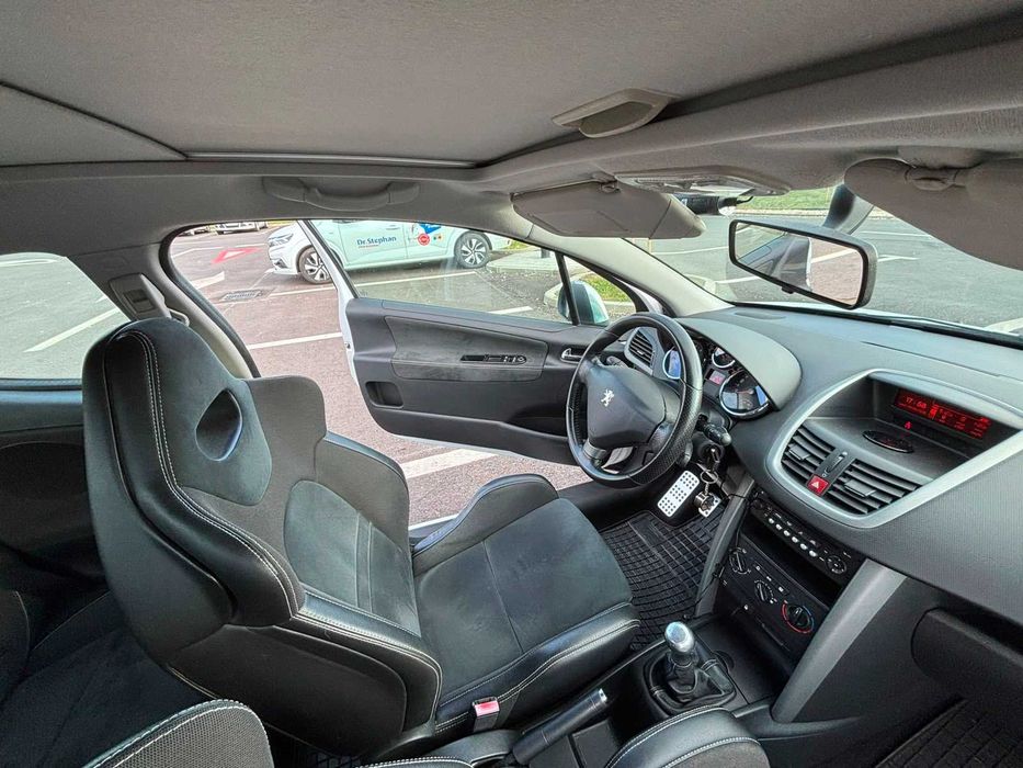 Peugeot 207 RC 1.6 THP 175 CP – 128.000 km