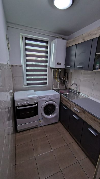 Inchiriez apartament ,micro 19 Galati