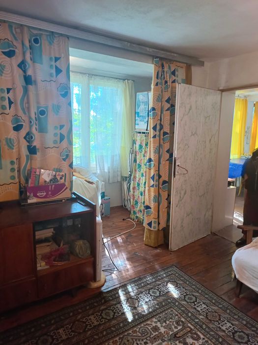 Продава Етаж от къща с.Владая