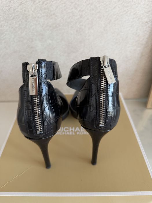 Обувки Michael Kors
