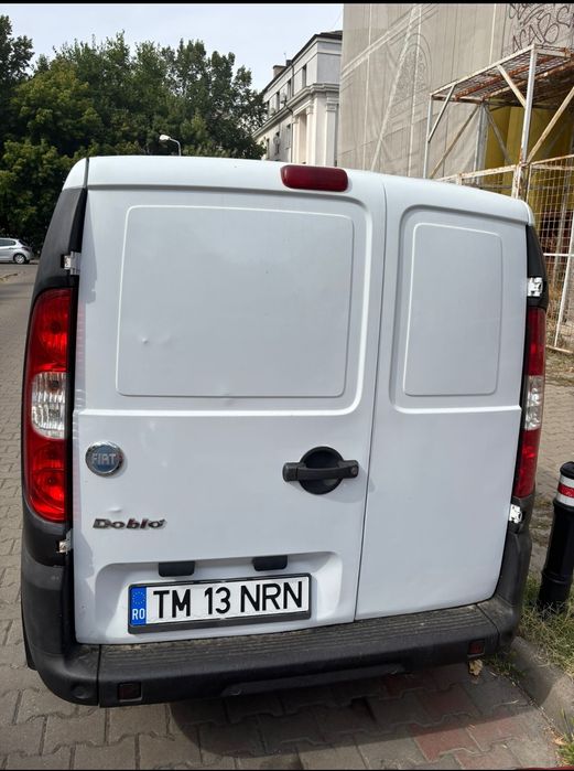 Vând fiat doblo 1.4 benzina