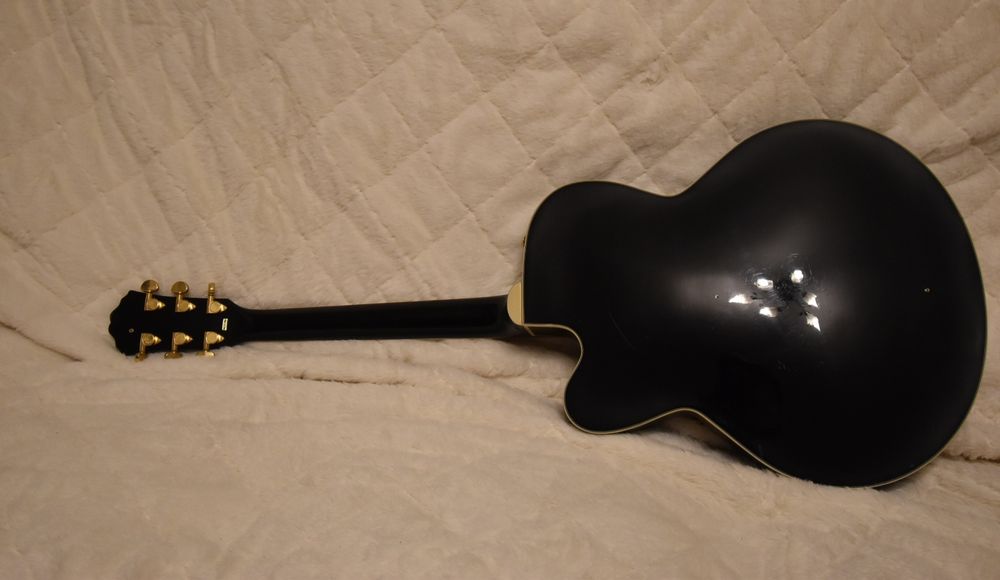 chitară electrică  hollow-body J&D SA-10 BK