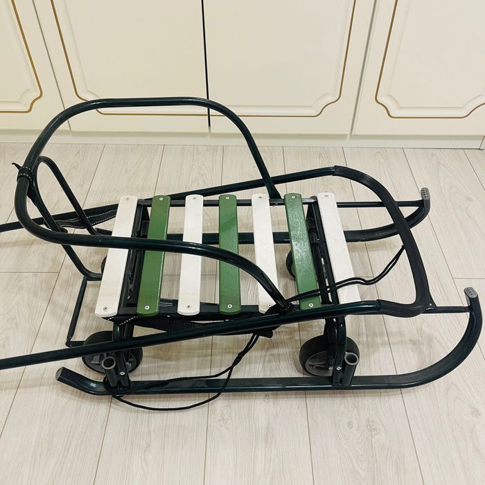 Санки на колесиках