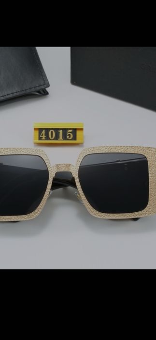 Ochelari soare Yves Saint Laurent, model 2026