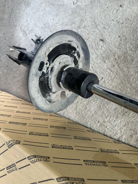 Запчасти на камри 80