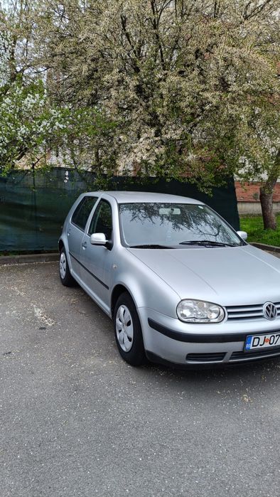 Volkswagen Golf 4