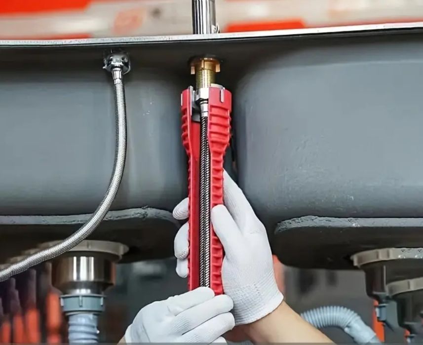 Ключ для откручивания смесителя и гибких шлангов