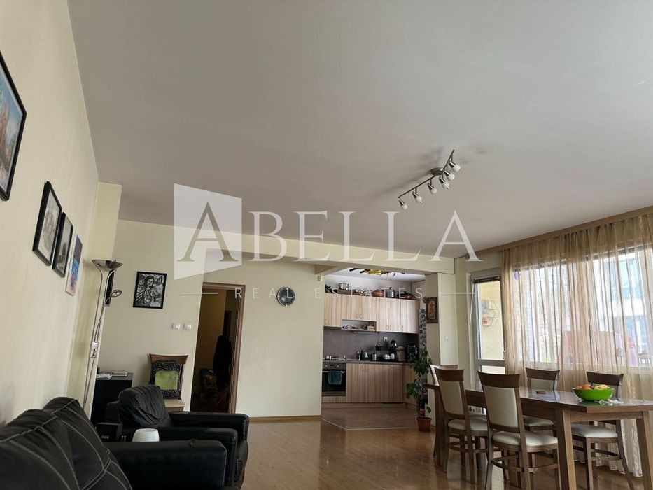 Продава се Тристаен апартамент в София, Студентски град - 125 кв.м за 2344 €/кв.м - Снимка #2