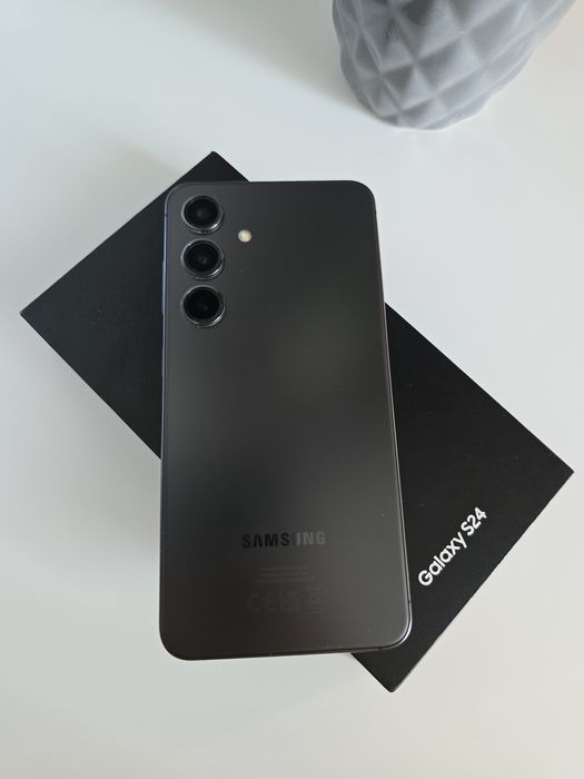 Samsung S24 256Gb Negru 8Gb Ram 5G Fullbox Husa inclusa