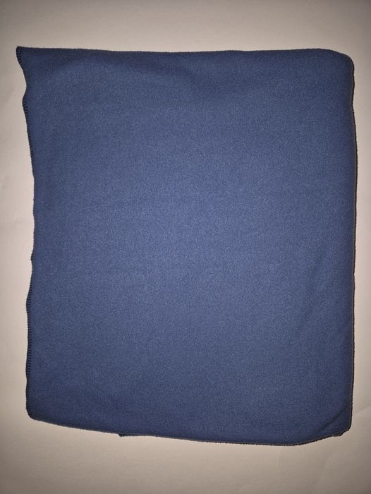 Patura albastra pufoasa din fleece 110x136 cm
