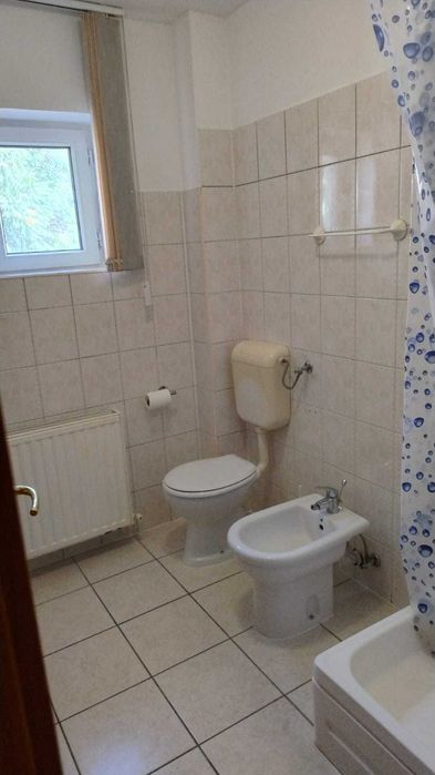 Închiriez apartament 2 camere