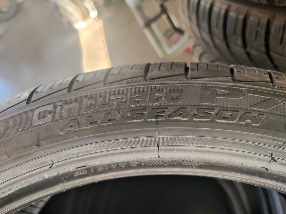 2бр. всесезонни гуми 225/40/19 Pirelli