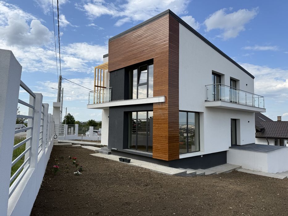 Casa cu Design Deosebit - 520 mp teren