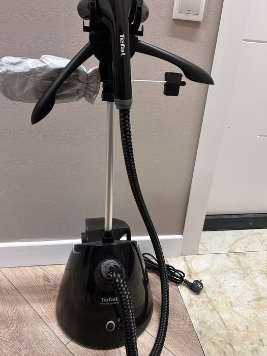 Продам отпариватель Tefal