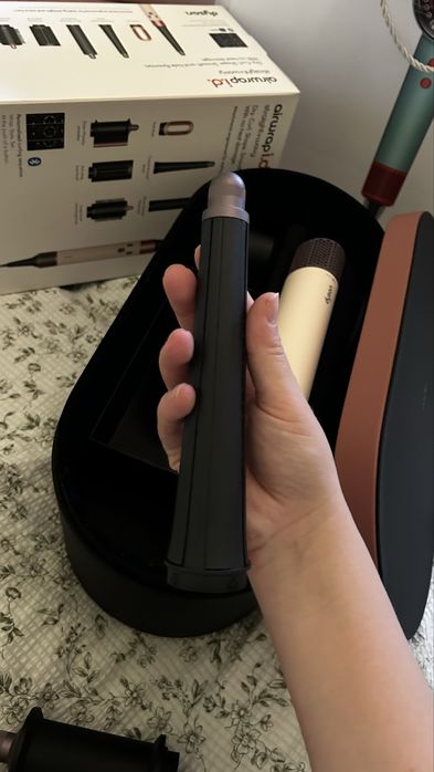 Dyson airwrap i.d.