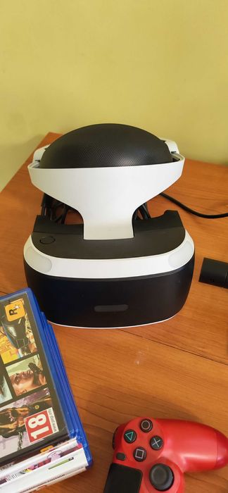Vand PS4 Pro + PS VR + jocuri + 2 controllere