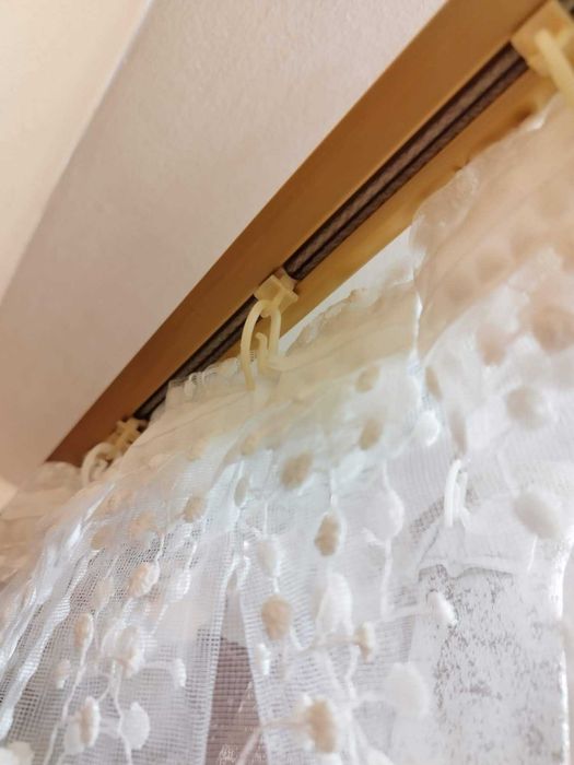 Куки за завеси, пердета и драперии