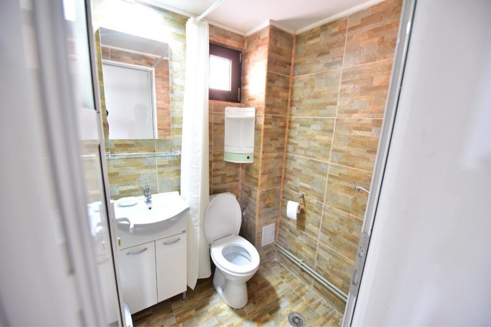 Cabana în Rânca - 240 mp, 7 camere, 5 bai