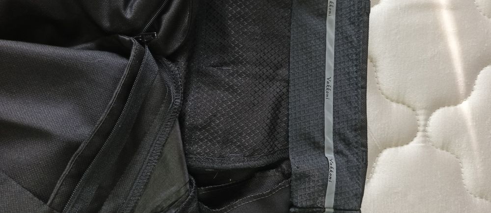 Костюм мужской. Пиджак и брюки