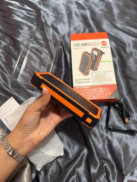 Соларна акумулаторна батерия / Solar Power Bank 20000 mAh