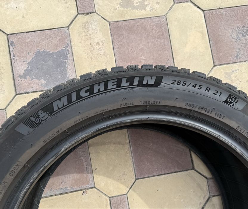 Michelin 285/45/21 зима шиповка