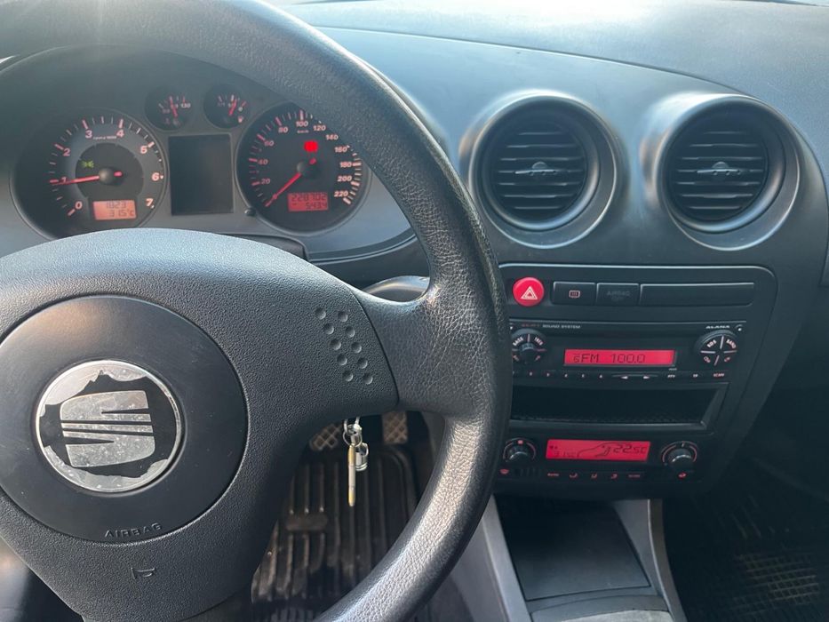 SEAT Ibiza 2004 — imagine 5