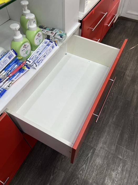 Витринные полки