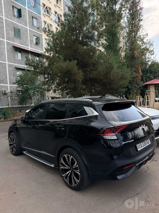 Продаю свою Kia Sportage 2023 Full наварот, черный