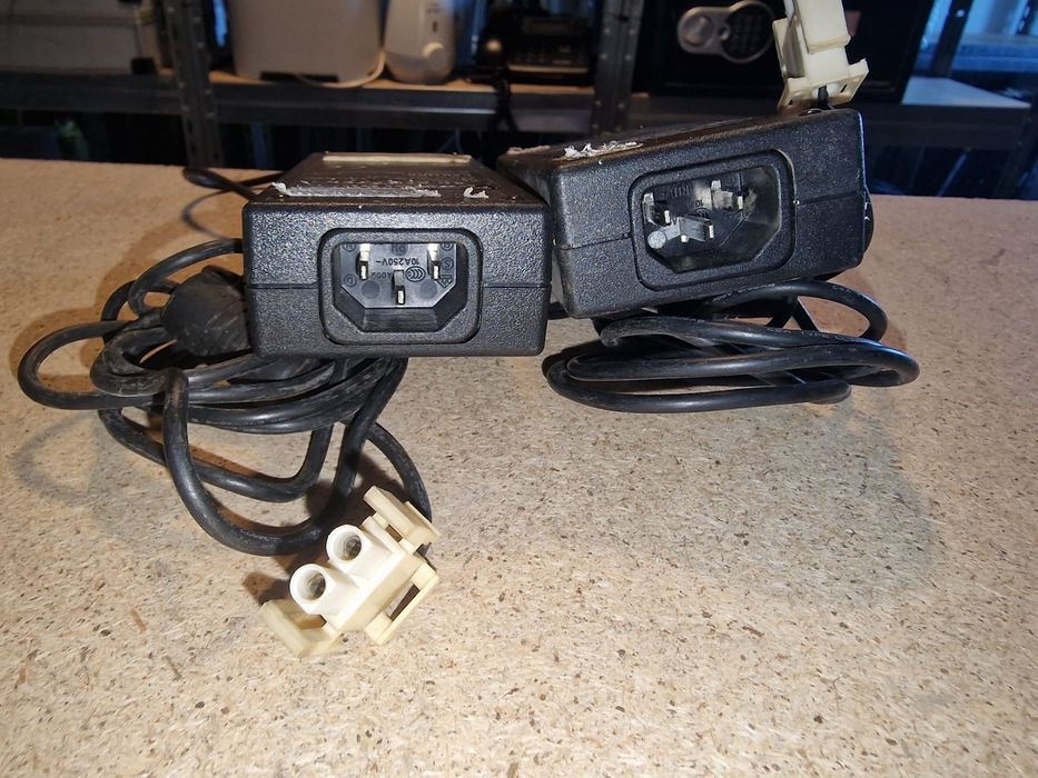 Alimentator - 24V - 2A, 2.5A, 3A, diverse puteri