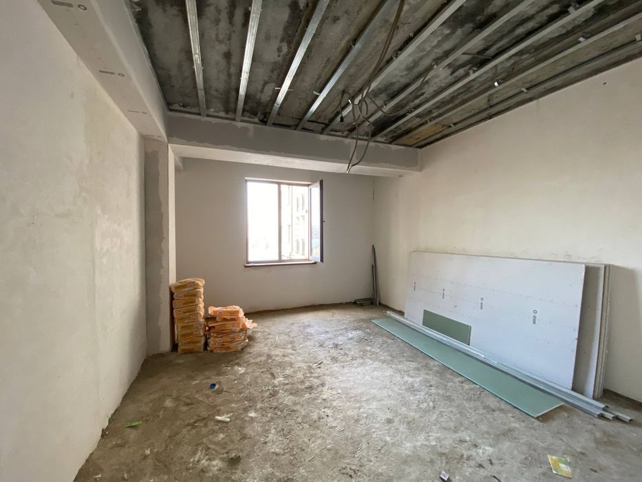 3 xonali karobla vokzalda