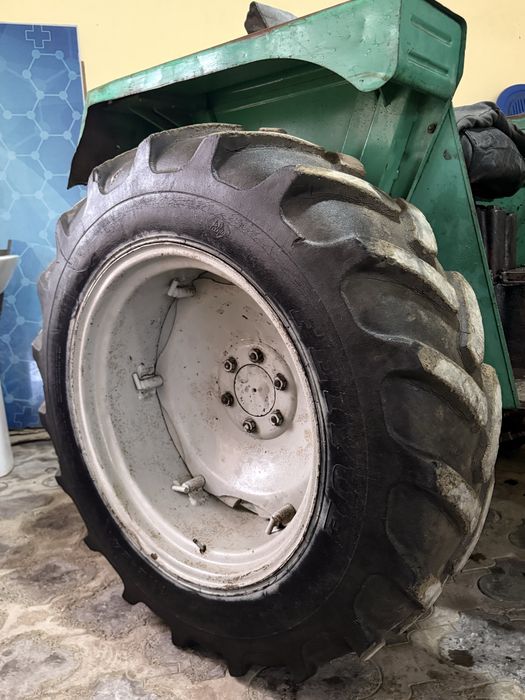 By 304 mini traktor sotiladi