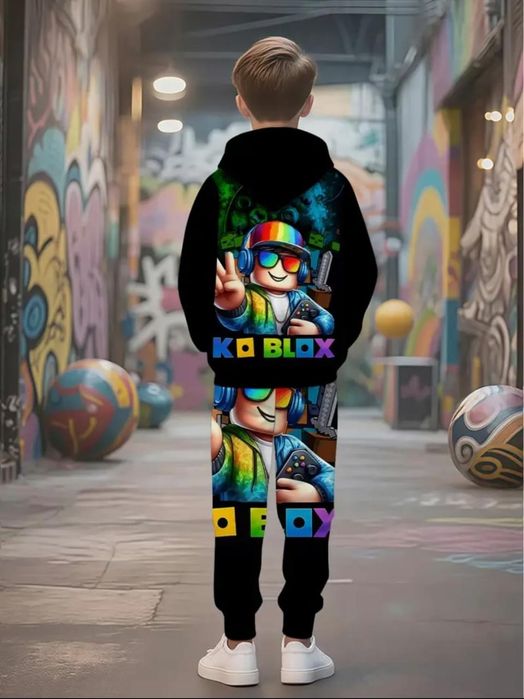 Продам стильный костюм для мальчиков.