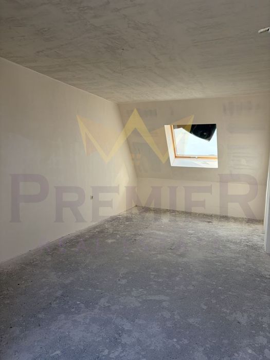 Продава се Мезонет в Поморие - 201 кв.м за 740 €/кв.м - Снимка #8