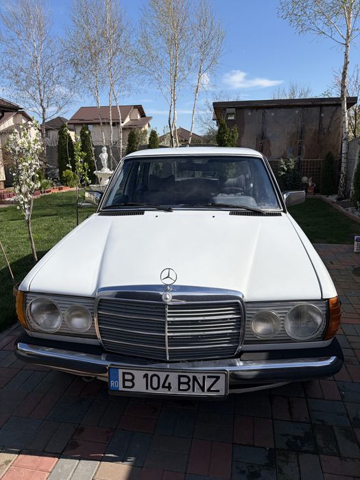 Mercedes-Benz W123