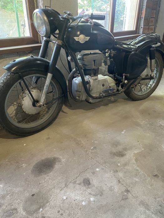 Продавам Аво Спорт